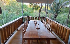 Eco-Turismo Guayacanes